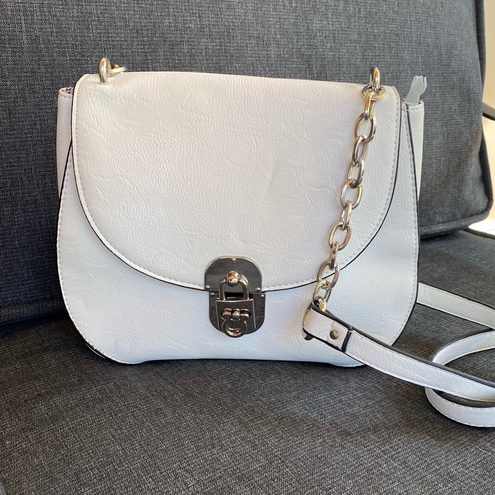 White Cesca Shoulder Bag with Silver Accents